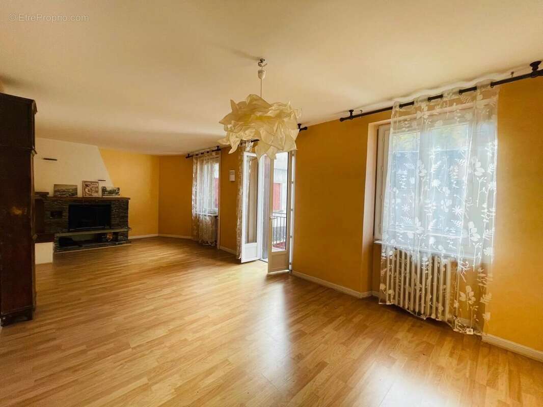 Appartement à BAGNERES-DE-LUCHON