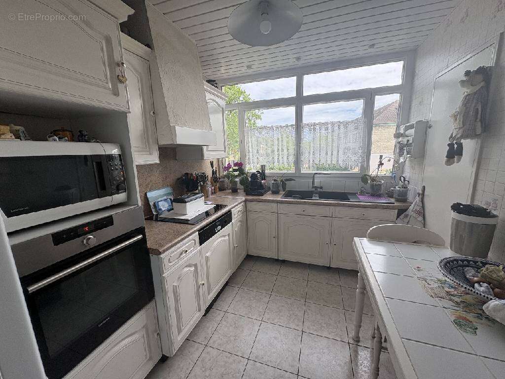 Appartement à SAVIGNY-SUR-ORGE