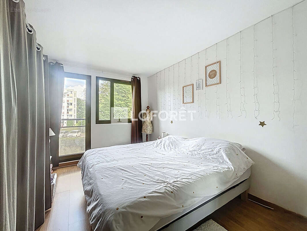 Appartement à VERNEUIL-SUR-SEINE