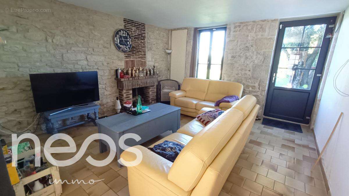 Maison à LE GRAND-MADIEU