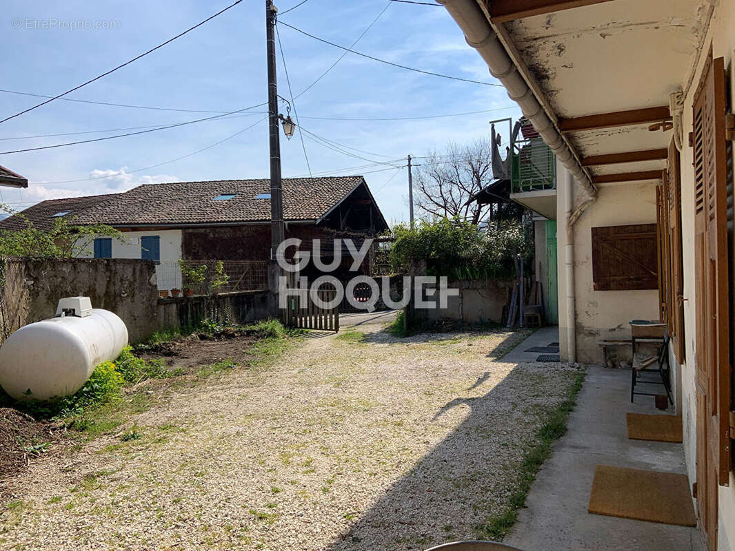 Maison à BARRAUX