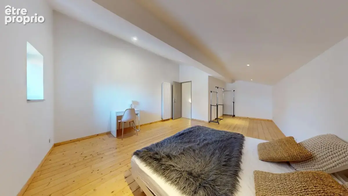 Appartement sur cour avec extérieur au centre de Villefranche-sur-saône - photo 8