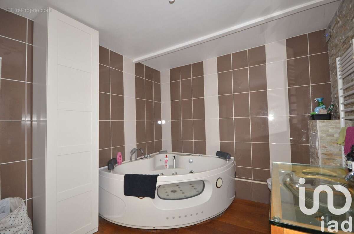 Photo 9 - Maison à SAULX-LES-CHARTREUX