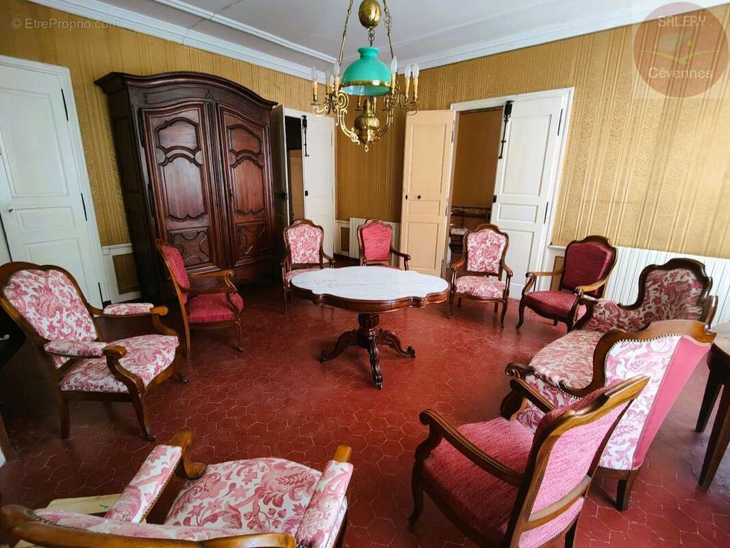 Maison à SAINT-ANDRE-DE-VALBORGNE