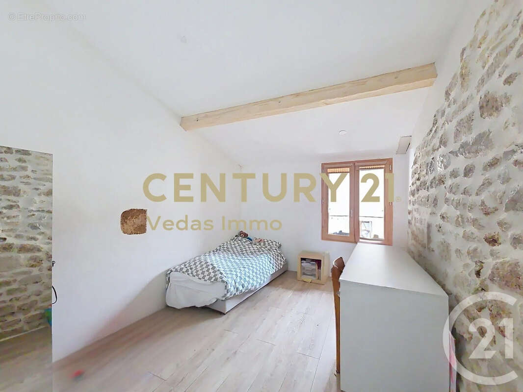 Maison 133 m² à Pignan  - photo 7