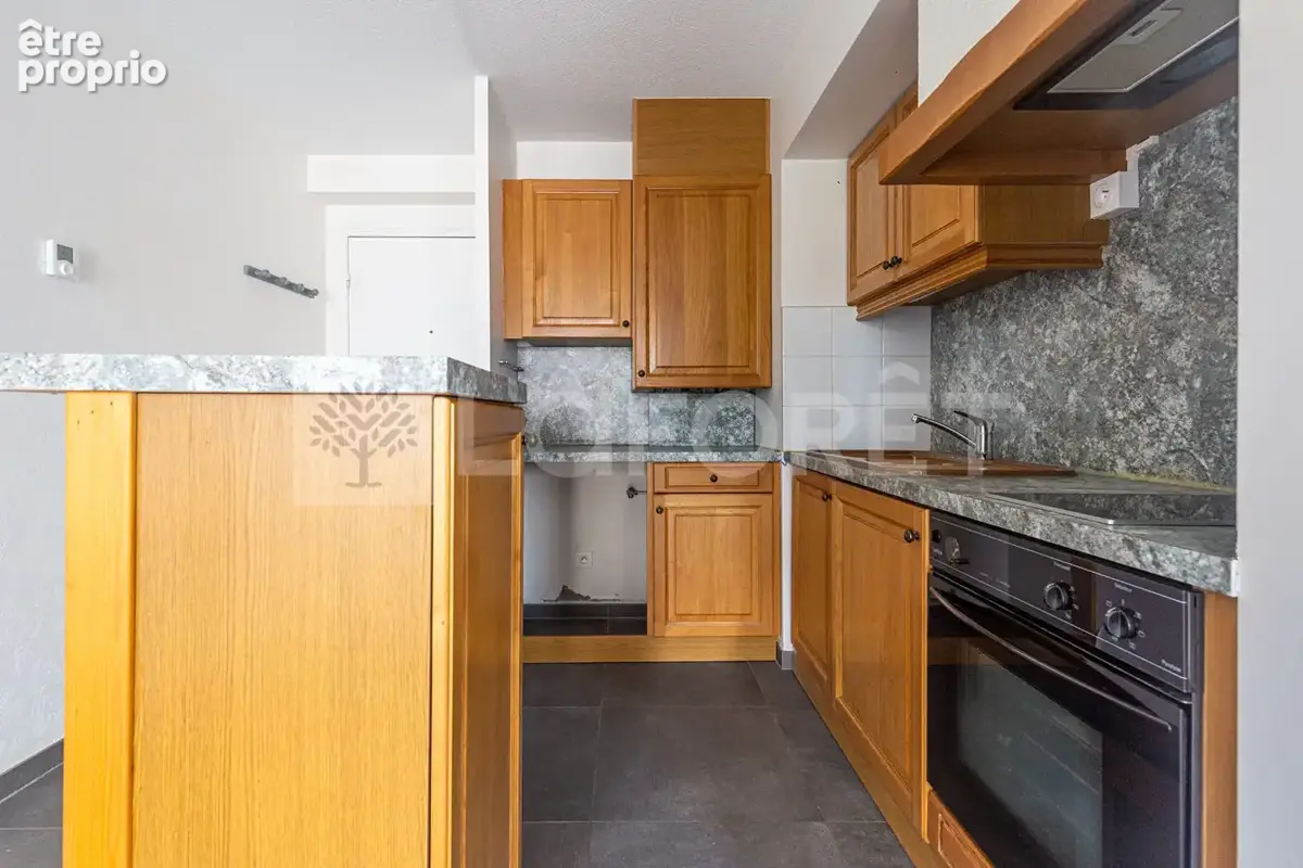 Agence immobiliere laforet - "glycine" - annecy - appartement t2 de 44,57m² - balcon - cave - garage en option - photo 8