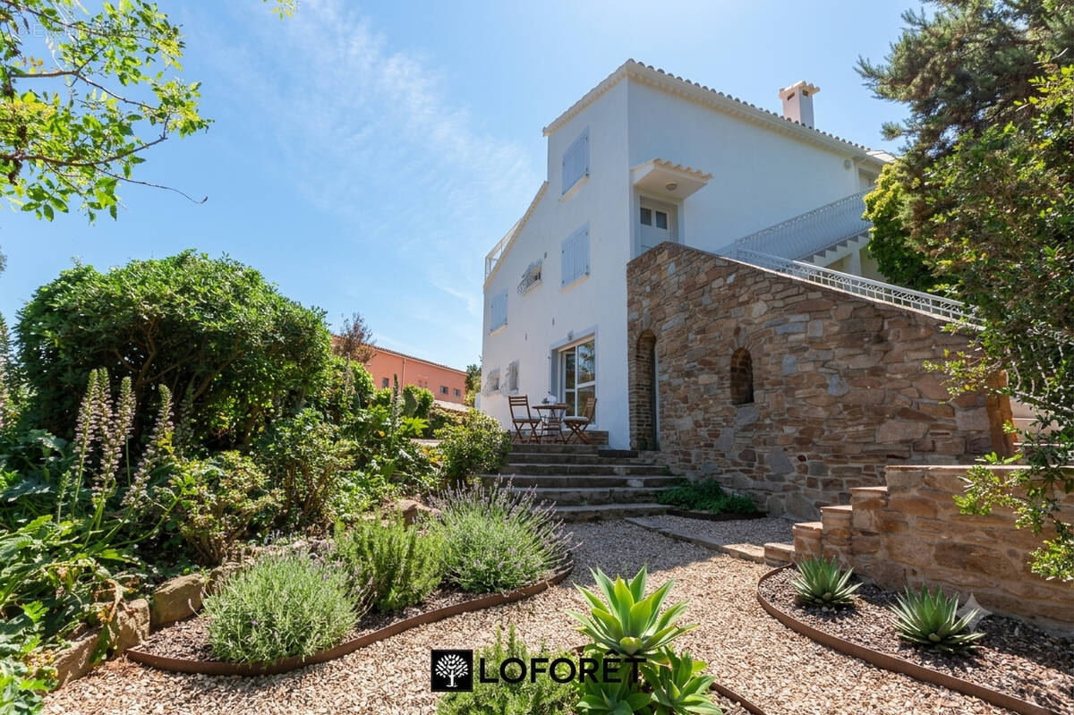 Maison à HYERES