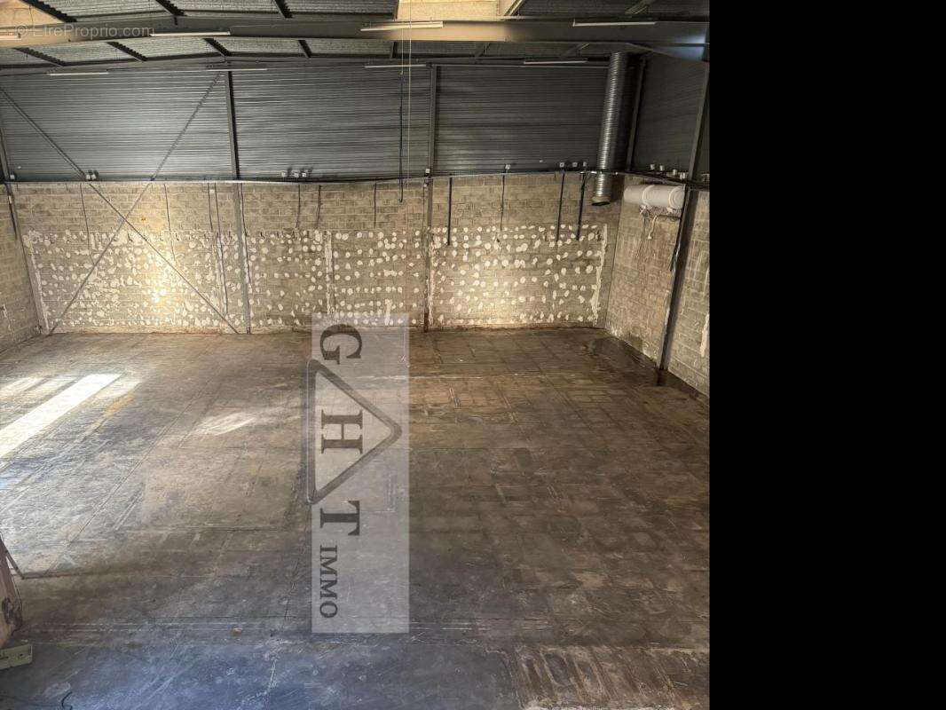 Commerce à MONTROUGE