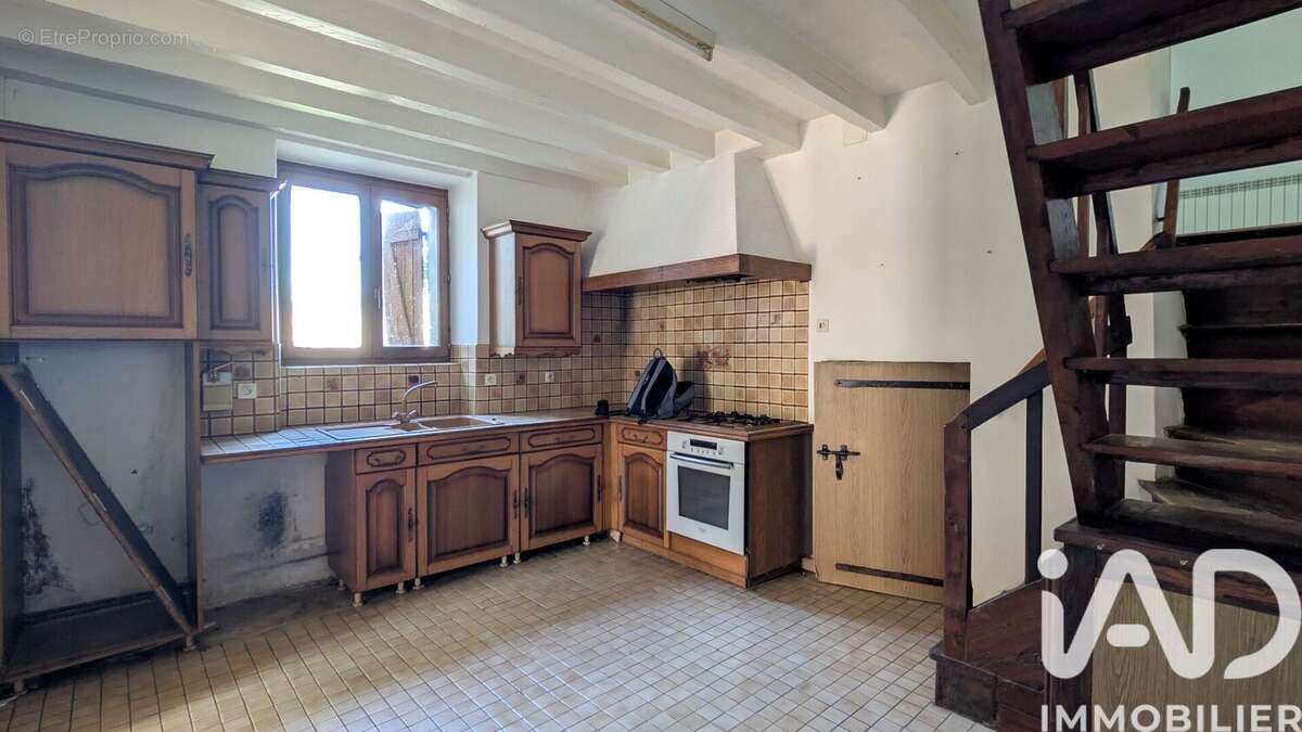 Maison 82 m² à Janvilliers  - photo 4