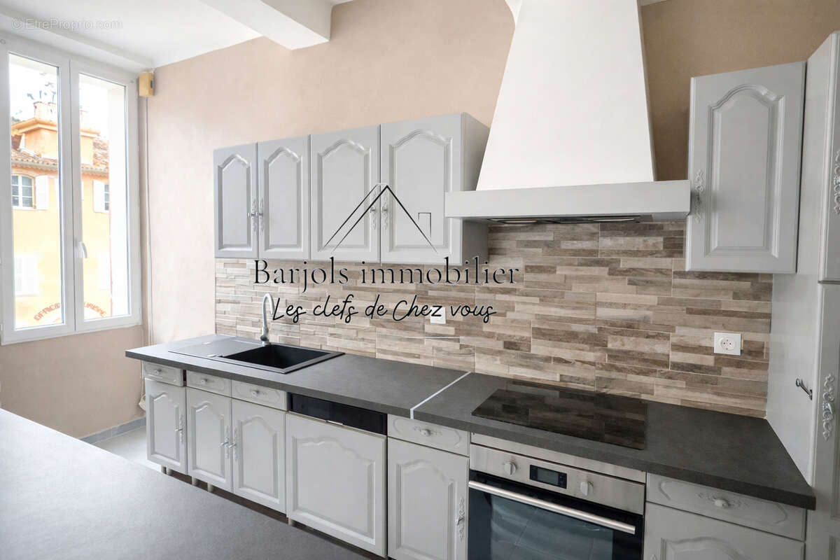 Appartement à BARJOLS