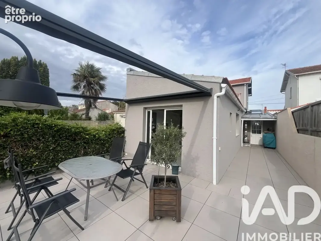 Photo 1 - Maison à LA ROCHELLE