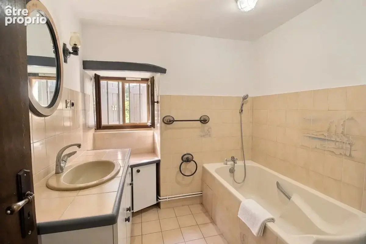 Campagne 200 m² grand terrain 8500 m² - photo 18