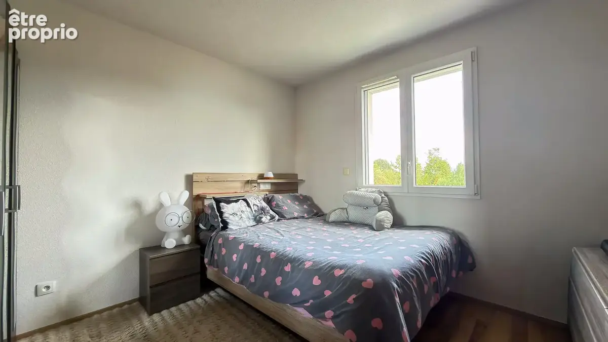 Appartement récent de 67 m2, deux chambres, à Orchamps-Vennes - photo 5