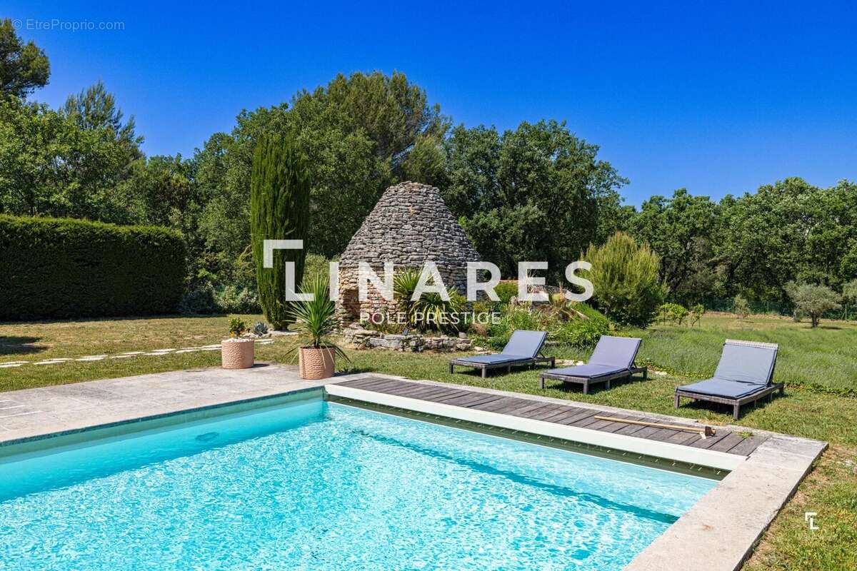 LA BORIE  - Maison provençale T6 de 200m2 avec piscine - 13510 Éguilles - photo 20