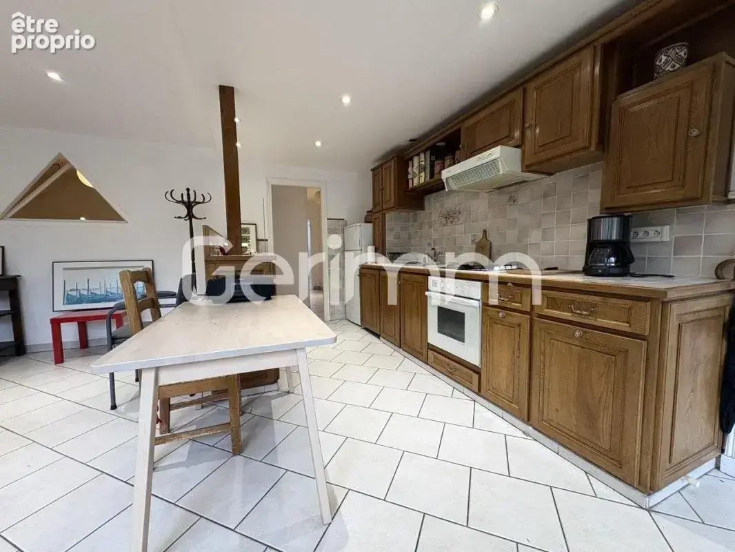 Photo Appartement à Grenoble au prix de 69 000€