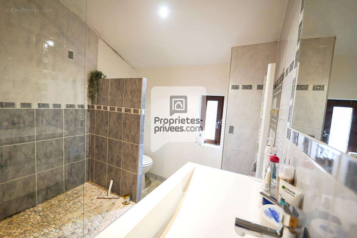DOMENE Grand T2 de 78m2 + Jardin 66m2 - photo 9
