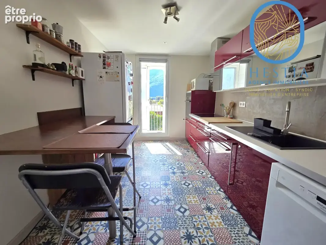 Voreppe, appartement 3P avec balcons - photo 3