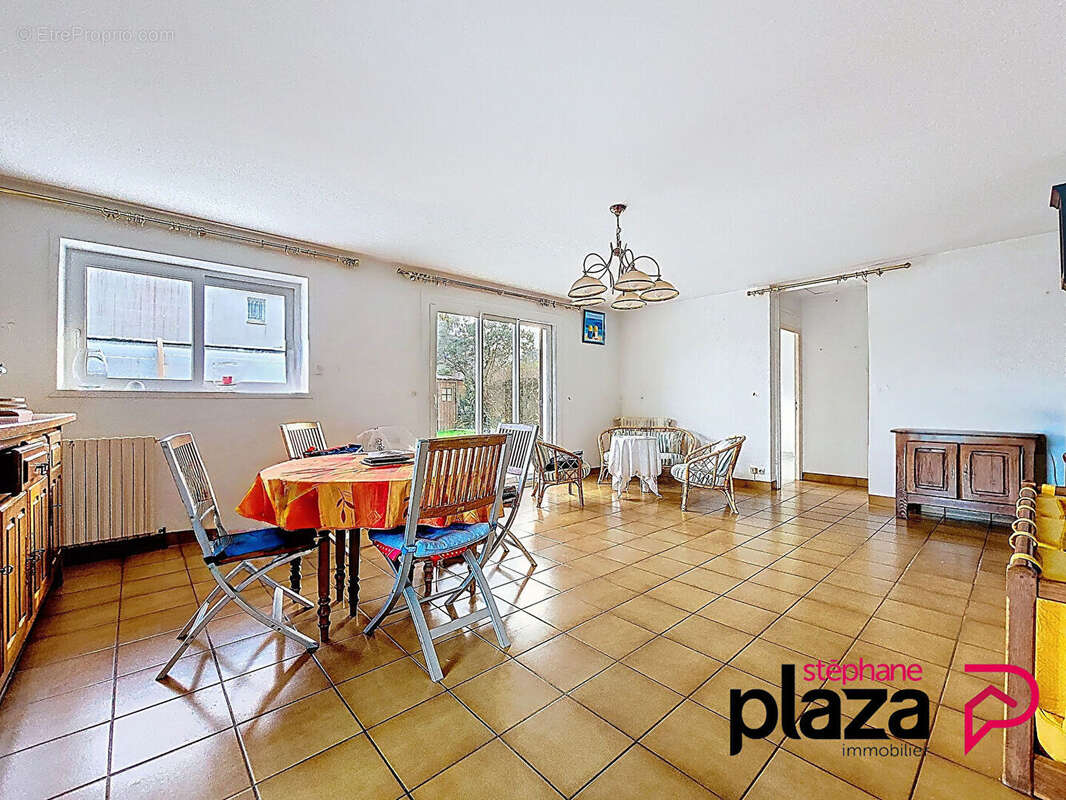 Maison à SAINT-GEORGES-DE-DIDONNE