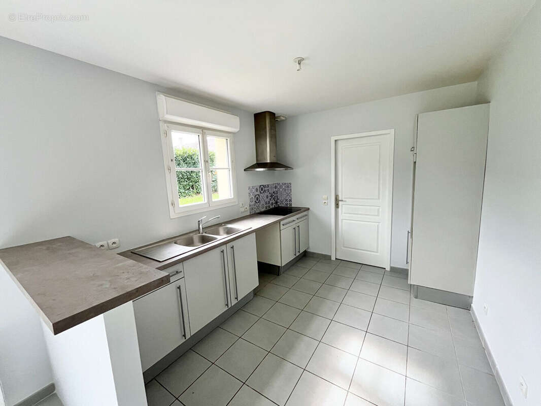 Maison à NOTRE-DAME-D&#039;OE