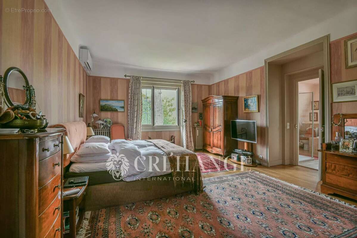 Maison à LE VESINET