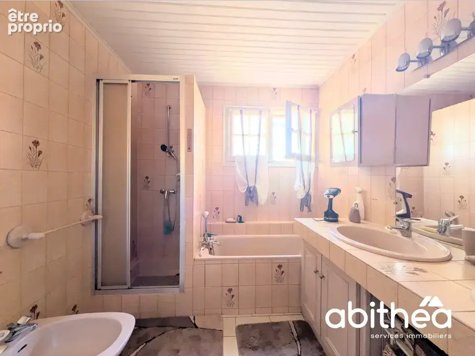 Viager occupé - Maison 5 pièces - 139 m2 - Bouquet 49 620 euros - Rente 807 euros/mois - Saint-Denis-de-Pile ( - photo 30