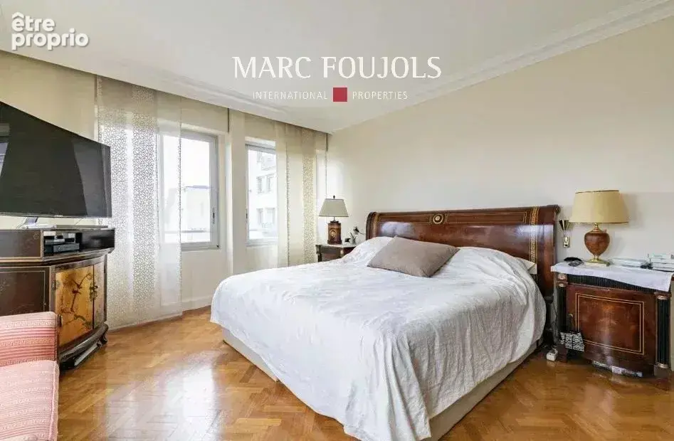 Paris 8 Saint Philippe du Roule : appartement de 130 m² au 6ème étage avec vue dégagée - photo 8