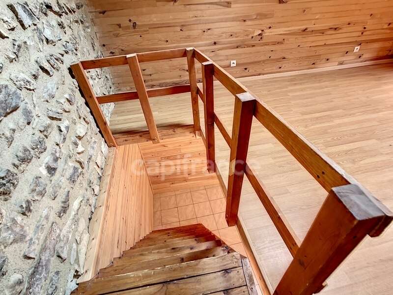 Dpt Drôme (26), à vendre proche de LA TOUCHE maison en pierre P5 mitoyenne, d'environ 110 m² habitables avec cour - photo 8