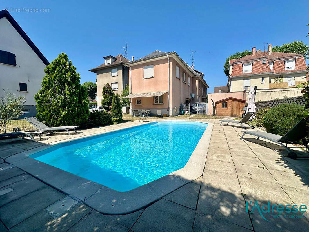Maison 350 m² à Colmar  - photo 3