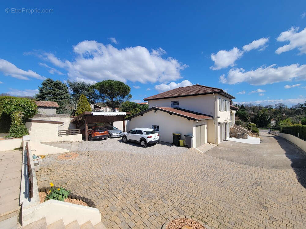 Maison à SAINT-MAURICE-L'EXIL