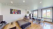 Appartement à SAINT-GENEST-LERPT