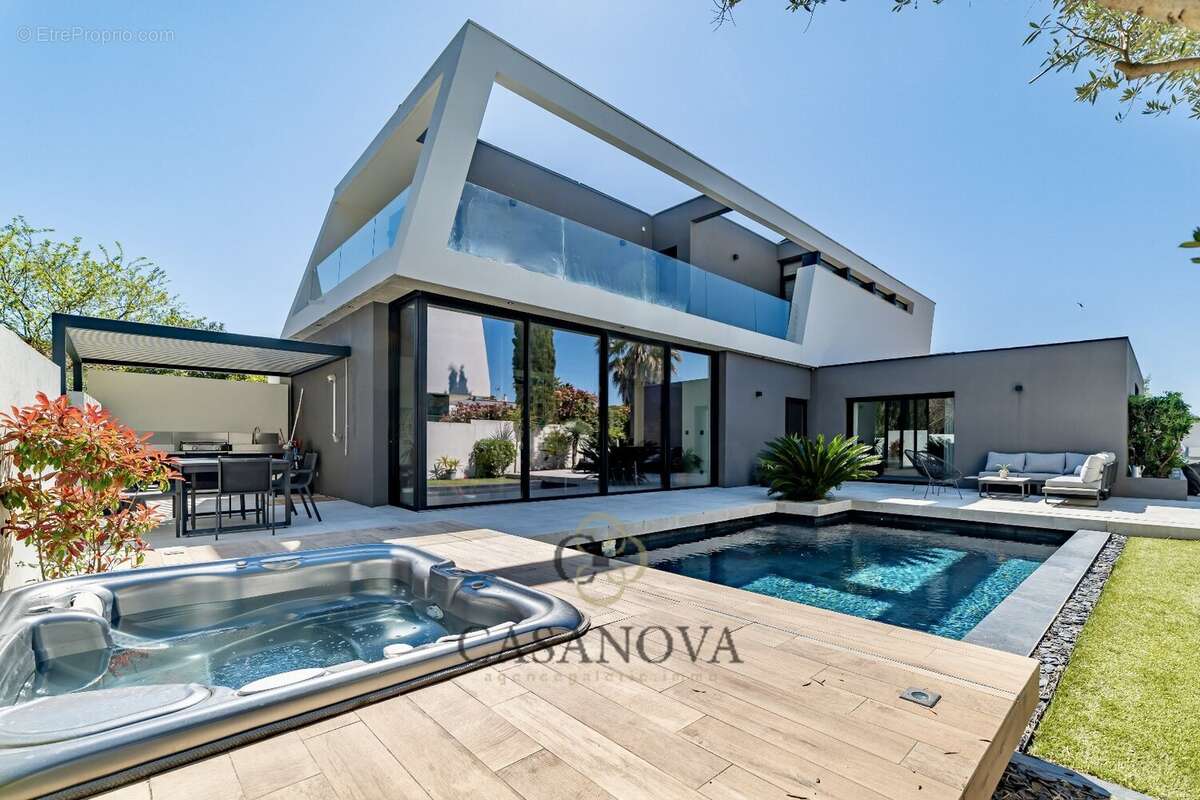 Maison à LA GRANDE-MOTTE