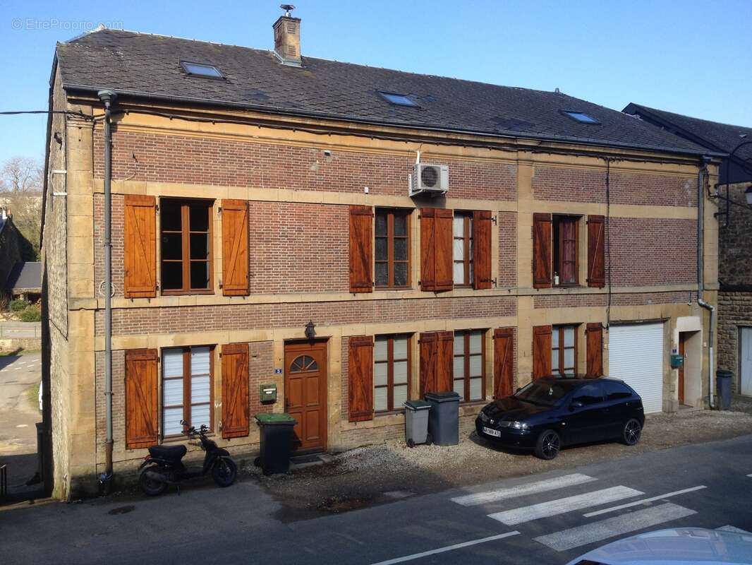 Appartement 305 m² à Charleville-Mezieres  - photo 19