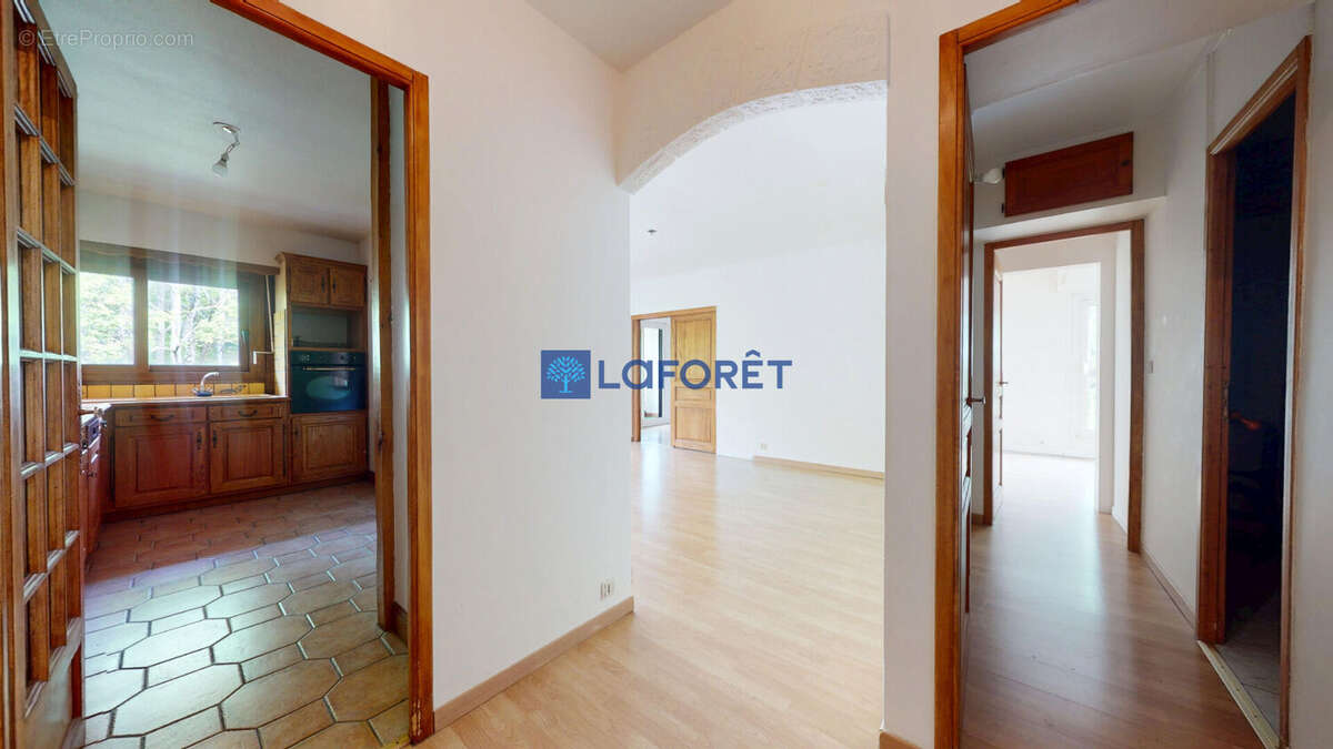 Appartement à ATHIS-MONS