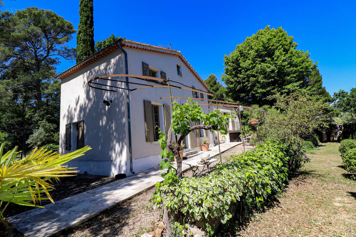 Maison à DRAGUIGNAN