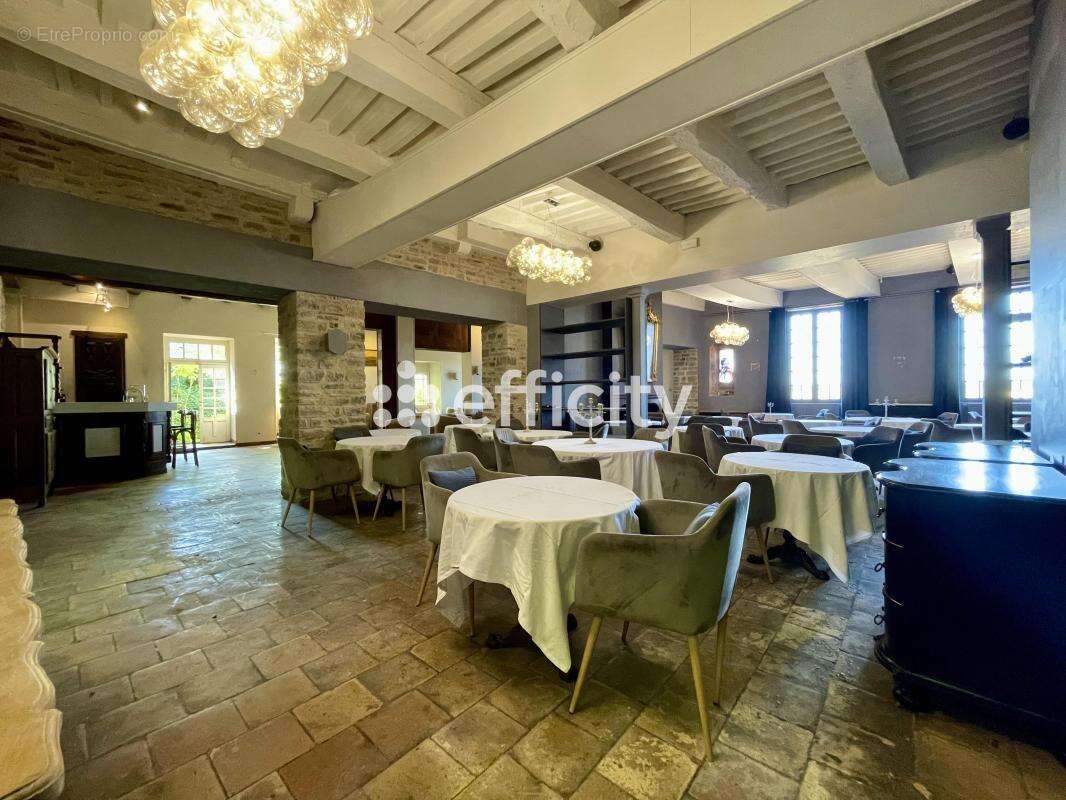 Locaux/Biens immobiliers - photo 6