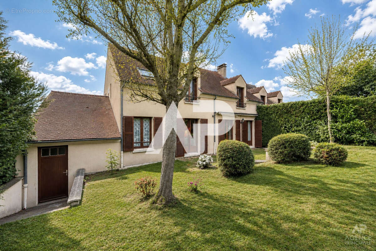 Maison Rueil Malmaison 7 pièce(s) 171m2 - photo 2