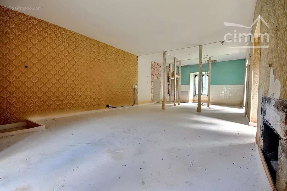 Appartement à SAINT-MARTIN-D'HERES
