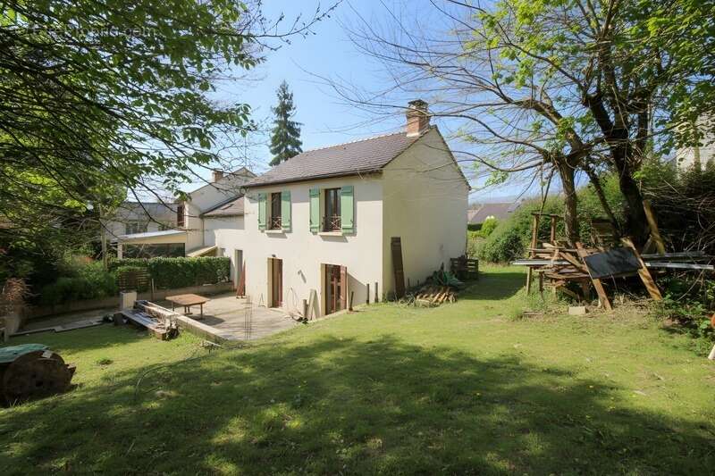 Maison à NOISY-SUR-OISE