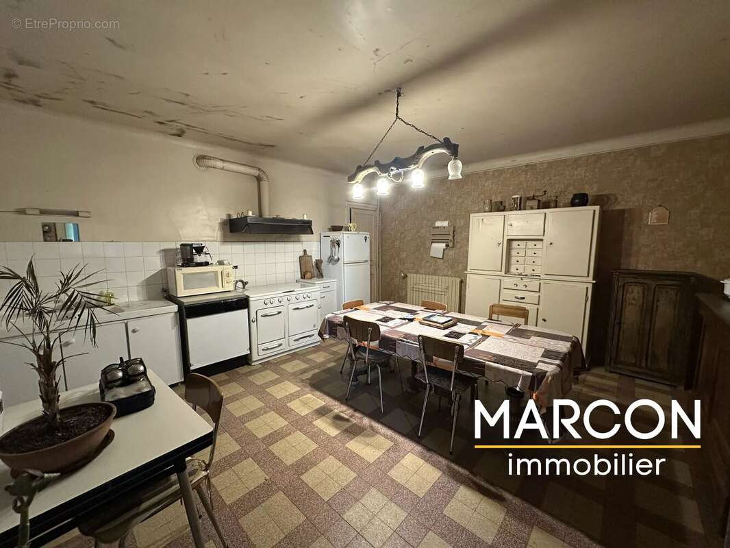 Maison à LA SOUTERRAINE