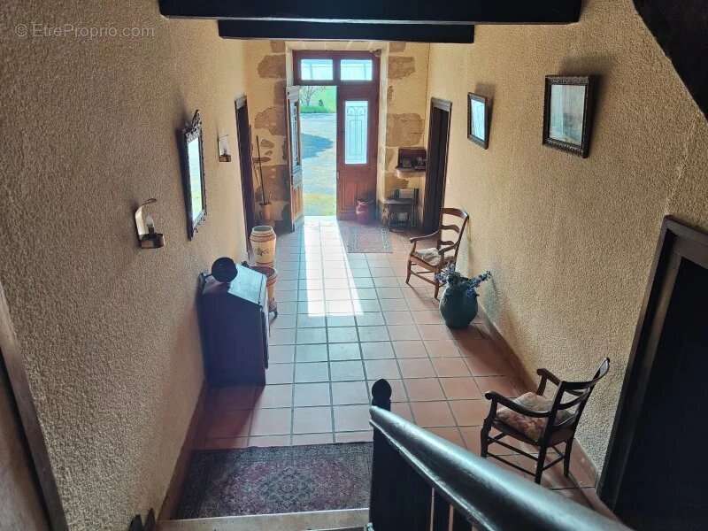 Maison à SEISSAN