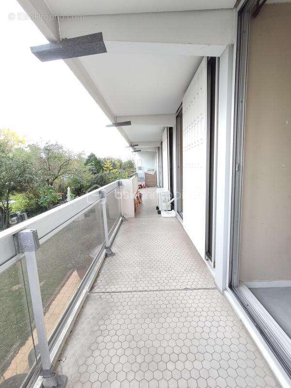 Appartement à LYON-8E