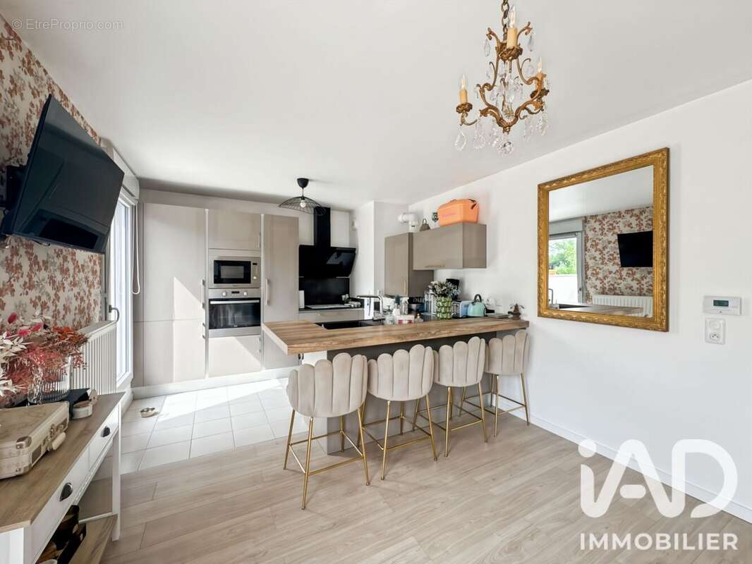 Appartement 41 m² à Longpont-Sur-Orge  - photo 4