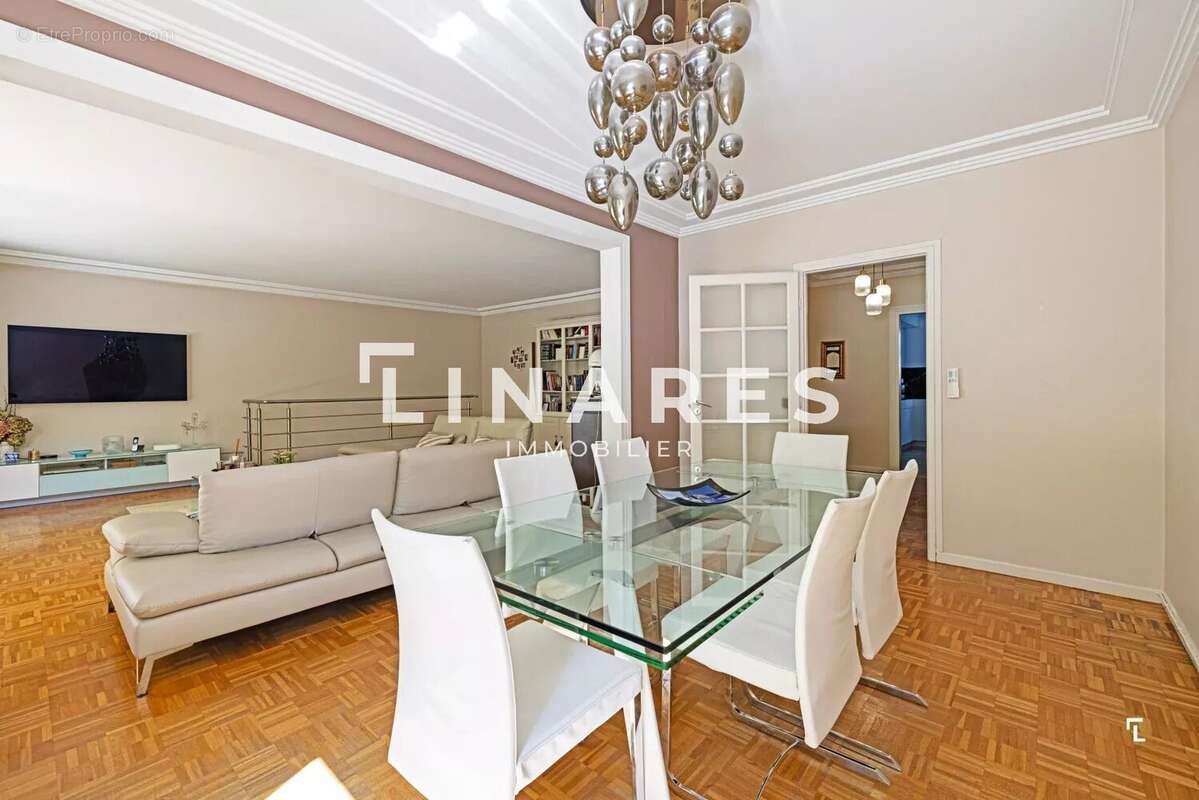 Appartement à MARSEILLE-9E