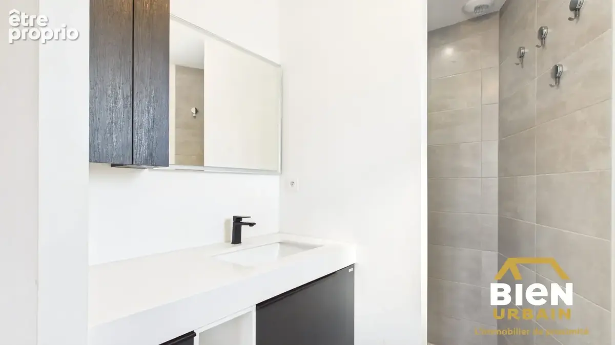 Maison 100 m² à Garons  - photo 6