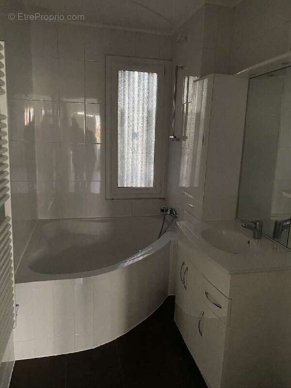 Appartement à CLICHY-SOUS-BOIS
