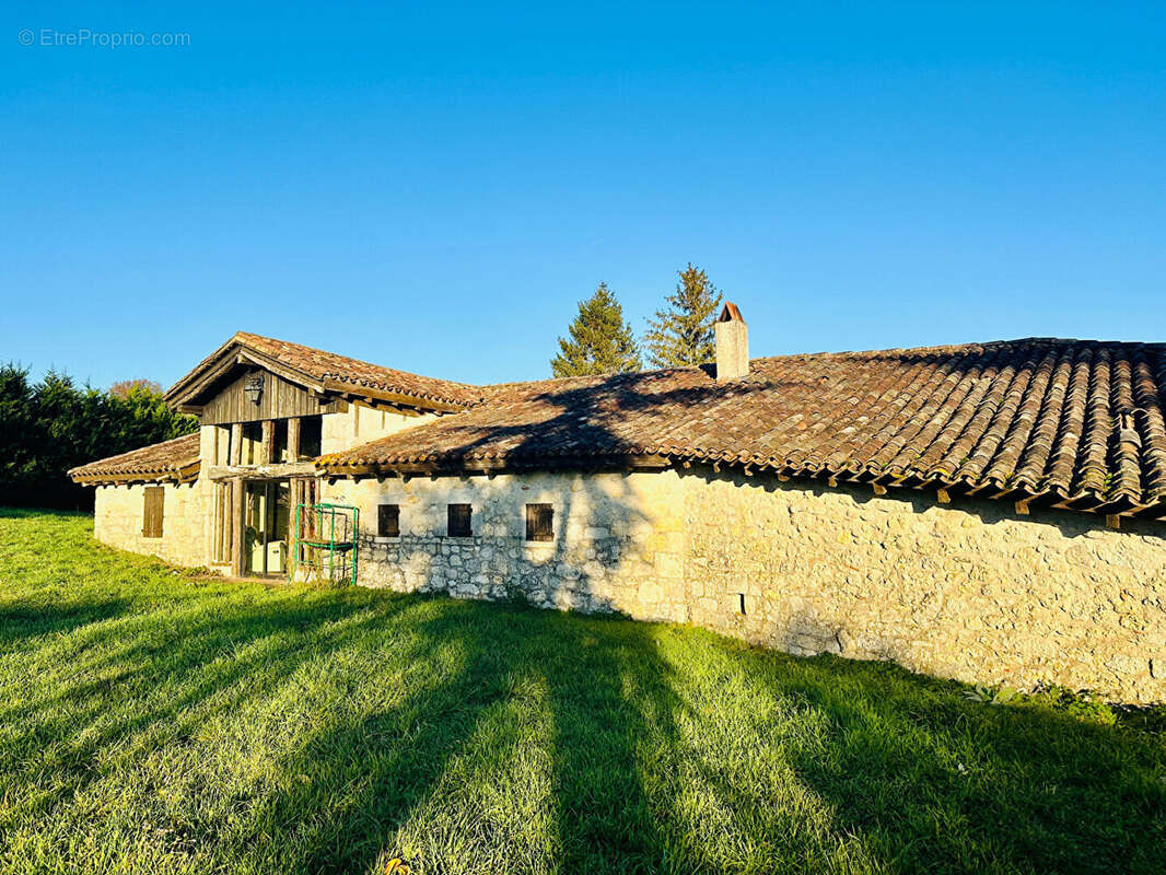 Maison à COURS