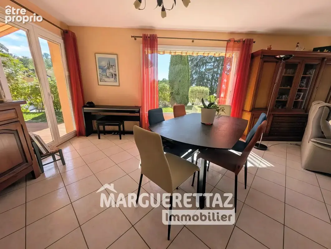 FAUCIGNY – Villa familiale 196 m² – Vue exceptionnelle – 6 chambres – Sous-sol de 120 m² - photo 9