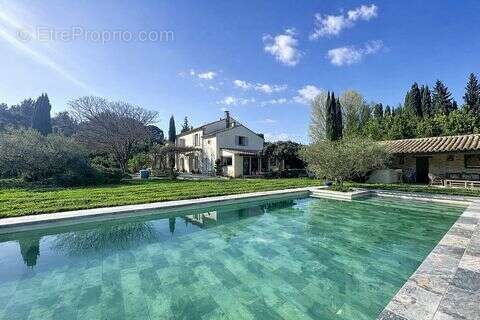 Maison à SAINT-REMY-DE-PROVENCE