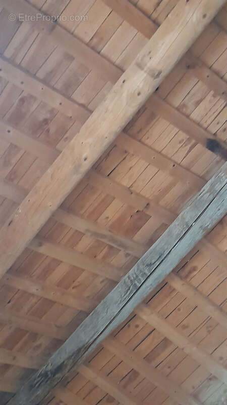 Parking à CONGENIES