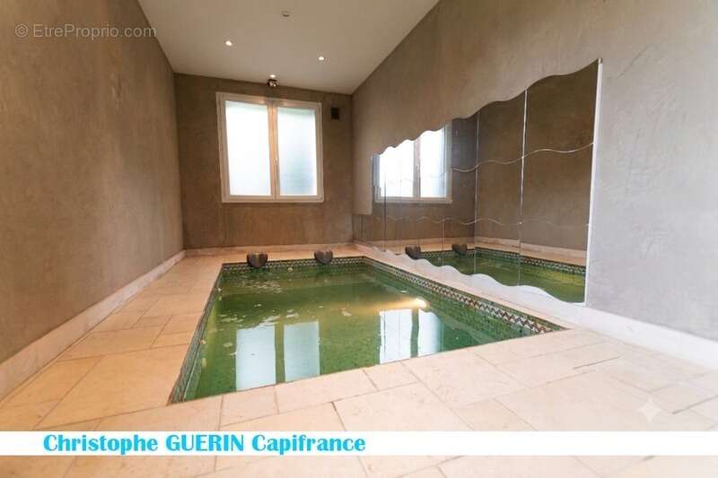À vendre – Belle maison familiale avec jardin et espace bien-être à Châteaubernard - photo 2